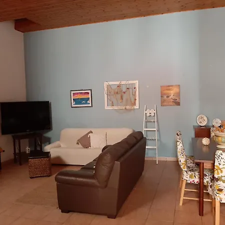 Casa Vacanze Rossella 펜션 *